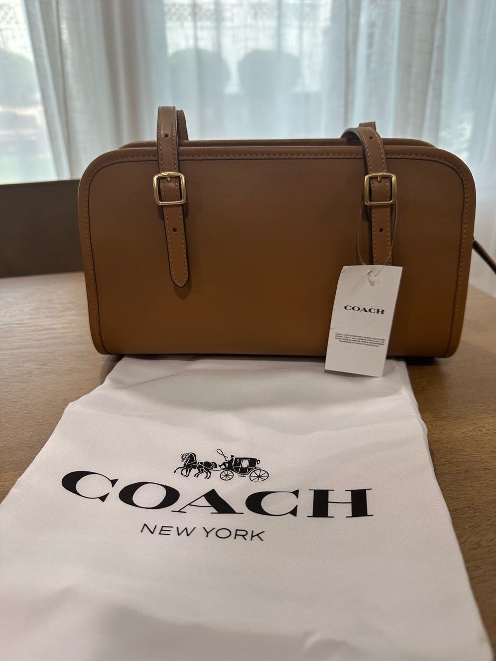 COACH Glove Swing Zip Shoulder Bag
